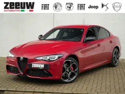 Rood Gebruikt 2023 Alfa Romeo Giulia Competizione Sedan | € 58.900 (Goede deal)