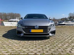 Zilver Gebruikt 2019 VW Arteon Business Hatchback | € 24.500 (Goede deal)