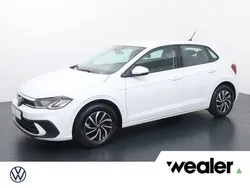 Wit Gebruikt 2022 VW Polo Life Hatchback | € 19.540 (Eerlijke prijs)