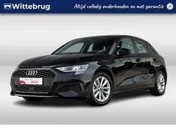 Zwart Gebruikt 2023 Audi A3 Sportback Proline Hatchback | € 27.950 (Goede deal)