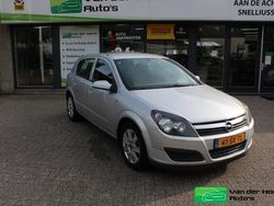 Grijs Gebruikt 2006 Opel Astra Edition Hatchback | € 1.250 (Eerlijke prijs)