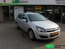 Grijs Gebruikt 2006 Opel Astra Edition Hatchback | € 1.750 (Eerlijke prijs)