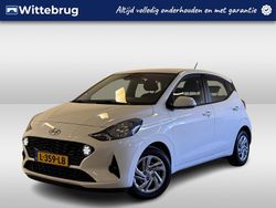 Wit Gebruikt 2021 Hyundai i10 Comfort Hatchback | € 13.925 (Eerlijke prijs)
