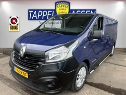 Blauw Gebruikt 2017 Renault Trafic Luxe Van | € 12.450 (Goede deal)