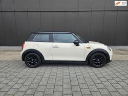 Wit Gebruikt 2015 Mini ONE Hatchback | € 8.499 (Eerlijke prijs)