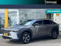 Precious metal metallic (grijs metallic) Gebruikt 2023 Toyota bZ4X Edition SUV | € 29.900