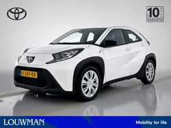 Wit Gebruikt 2023 Toyota Aygo Play Hatchback | € 15.895 (Goede deal)
