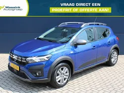Blauw Gebruikt 2022 Dacia Sandero Expression Hatchback | € 16.735 (Eerlijke prijs)