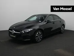 Zwart Gebruikt 2021 Mercedes A250 Business Sedan | € 26.900 (Goede deal)