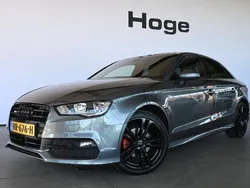 Grijs Gebruikt 2015 Audi A3 Ambiente Sedan | € 14.440 (Eerlijke prijs)