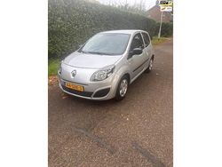 Grijs Gebruikt 2012 Renault Twingo Authentique Hatchback | € 2.499 (Eerlijke prijs)