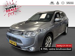 Grijs Gebruikt 2014 Mitsubishi Outlander P-HEV Instyle SUV | € 15.444 (Eerlijke prijs)