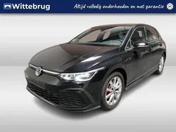 Zwart, metallic lak Gebruikt 2021 VW Golf VIII GTE Hatchback | € 26.450 (Goede deal)