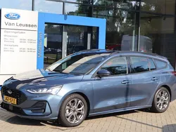 Blauw Gebruikt 2023 Ford Focus ST-Line Stationwagen | € 21.700 (Goede deal)