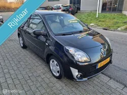 Zwart Gebruikt 2010 Renault Twingo Authentique Hatchback | € 2.500 (Eerlijke prijs)