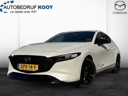 Snowflake white pearl (wit metallic) Gebruikt 2024 Mazda 3 Homura-Line Hatchback | € 31.700 (Iets duurder)
