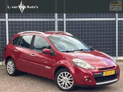 Rood Gebruikt 2010 Renault Clio GrandTour Dynamique Stationwagen | € 4.950 (Goede deal)