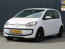 Wit Gebruikt 2016 VW up! move up! Hatchback | € 7.350 (Eerlijke prijs)