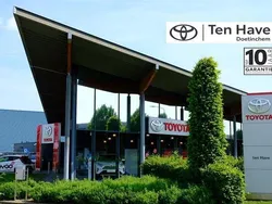 Wit Gebruikt 2016 Toyota Yaris Hatchback | € 9.900 (Eerlijke prijs)