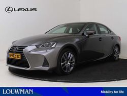 Grijs Gebruikt 2020 Lexus IS300h Business Edition Sedan | € 26.495 (Iets duurder)