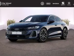 Blauw, metallic lak Nieuw 2025 Audi A5 Ambiente Coupé | € 69.149 (Eerlijke prijs)