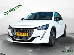 Wit Gebruikt 2022 Peugeot e-208 Active Hatchback | € 16.400 (Goede deal)