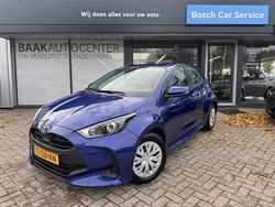 Blauw Gebruikt 2023 Toyota Yaris Hybrid Active Hatchback | € 19.950 (Goede deal)