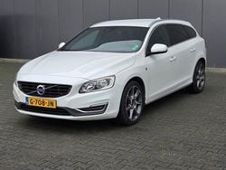 Wit Gebruikt 2015 Volvo V60 Summum Stationwagen | € 6.700 (Goede deal)