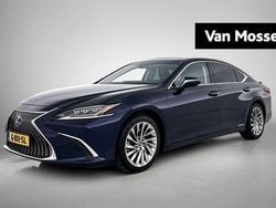Blauw Gebruikt 2019 Lexus ES300 President Line Sedan | € 34.400 (Goede deal)