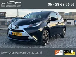Zwart Gebruikt 2016 Toyota Aygo X-play Hatchback | € 7.950 (Goede deal)