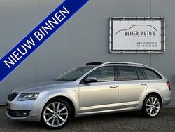 Grijs Gebruikt 2017 Skoda Octavia Style Stationwagen | € 12.895