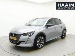 Wit Gebruikt 2020 Peugeot e-208 GT Hatchback | € 19.950 (Iets duurder)