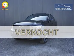Zwart Gebruikt 2022 Volvo XC40 Ultimate SUV | € 38.690 (Eerlijke prijs)