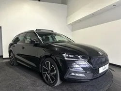 Zwart Gebruikt 2023 Skoda Octavia Business Line Stationwagen | € 28.400 (Iets duurder)