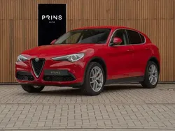 Rood Gebruikt 2017 Alfa Romeo Stelvio SUV | € 25.900 (Goede deal)