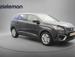 Zwart Gebruikt 2018 Peugeot 5008 Premium SUV | € 13.845 (Goede deal)