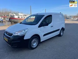Wit Gebruikt 2016 Peugeot Partner MPV | € 4.250 (Eerlijke prijs)