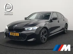 Zwart Gebruikt 2023 BMW 330 M Sport Sedan | € 42.430 (Eerlijke prijs)