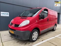 Rood Gebruikt 2010 Renault Trafic Van | € 3.245 (Eerlijke prijs)
