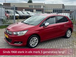 Rood Gebruikt 2015 Citroën C4 Feel Hatchback | € 5.790 (Eerlijke prijs)