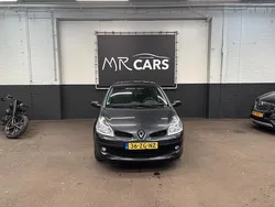 Grijs Gebruikt 2008 Renault Clio II Hatchback | € 3.750 (Eerlijke prijs)