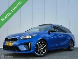 Blauw, metallic lak Gebruikt 2019 Kia Ceed Sportswagon GT-Line Stationwagen | € 17.940 (Eerlijke prijs)