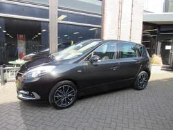 Zwart Gebruikt 2013 Renault Scénic III Bose Edition MPV | € 8.350
