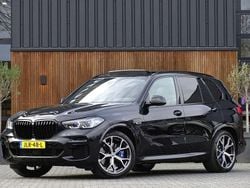 Zwart Gebruikt 2022 BMW X5 M Sport SUV | € 57.995 (Goede deal)
