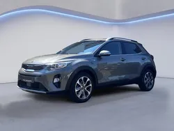 Grijs, metallic lak Gebruikt 2018 Kia Stonic Platinum Edition SUV | € 16.950 (Eerlijke prijs)