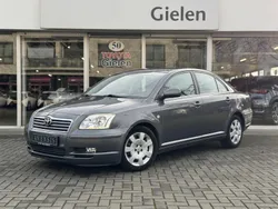 Grijs Gebruikt 2005 Toyota Avensis Sol Sedan | € 5.900 (Duur)