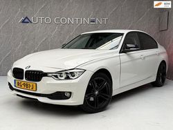 Wit Gebruikt 2017 BMW 318 Sedan | € 12.950 (Iets duurder)