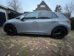 Grijs Gebruikt 2020 VW ID.3 Hatchback | € 15.900 (Eerlijke prijs)