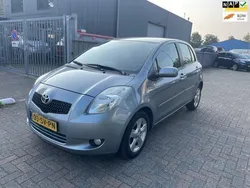 Grijs Gebruikt 2006 Toyota Yaris Luna Hatchback | € 4.999 (Eerlijke prijs)