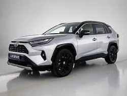 Zilver metallic Gebruikt 2024 Toyota RAV4 SUV | € 48.850 (Eerlijke prijs)